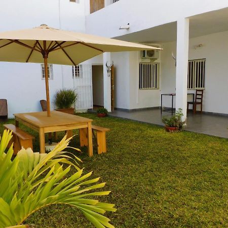 Villa Ty Milyn Mazela Sa Dakar Eksteriør billede